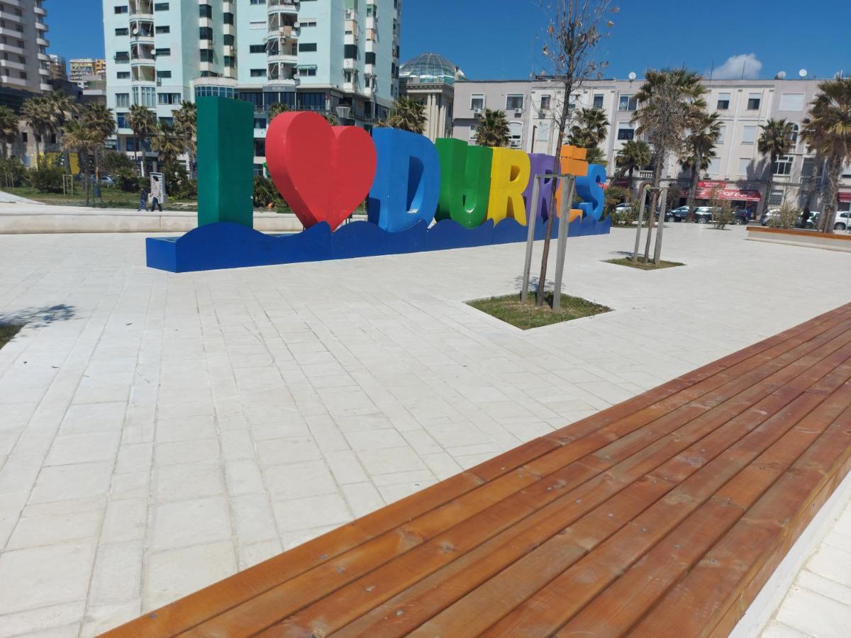 Bral Apartment 5 - Beachfront Durrës Extérieur photo