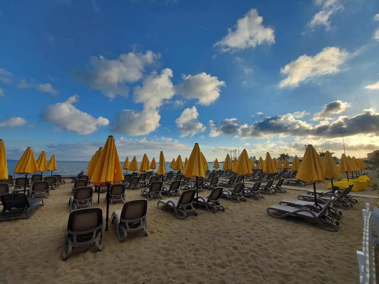 Bral Apartment 5 - Beachfront Durrës Extérieur photo