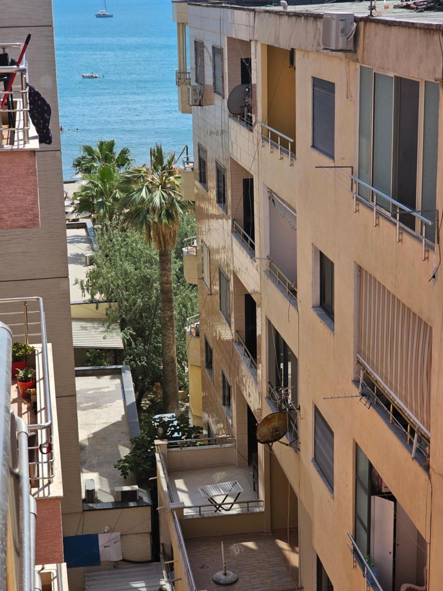 Bral Apartment 5 - Beachfront Durrës Extérieur photo