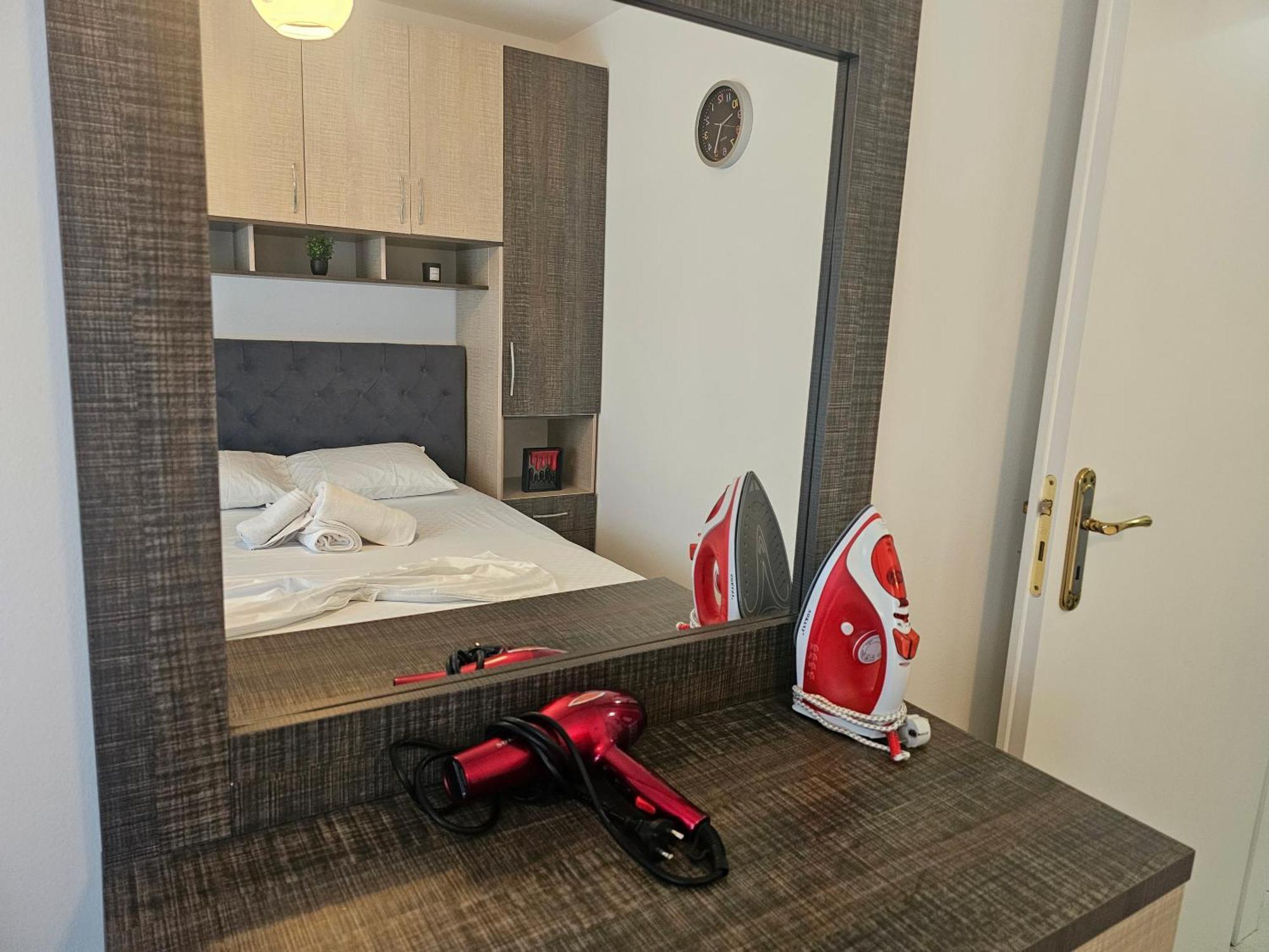 Bral Apartment 5 - Beachfront Durrës Extérieur photo